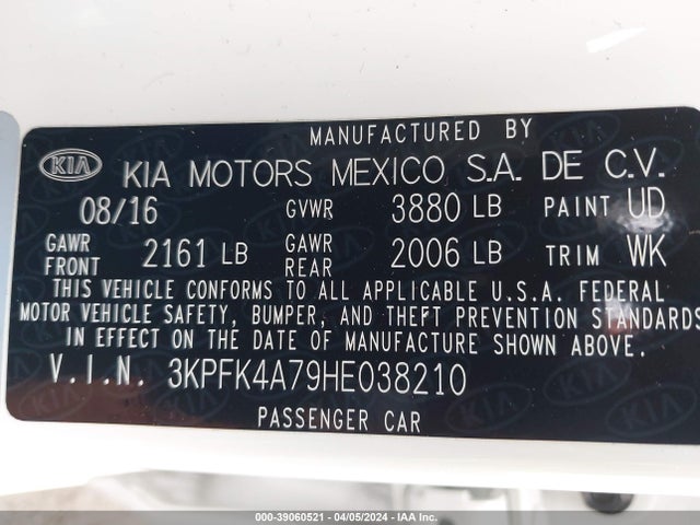 KIA FORTE LX 2017 3KPFK4A79HE038210 Image 9