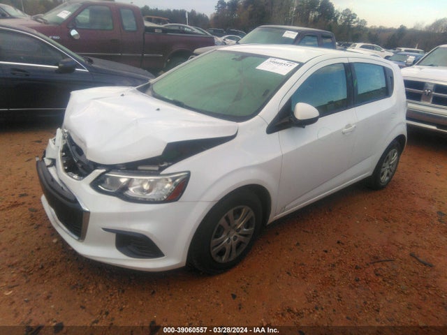 Chevrolet Sonic Lt Auto 2017 1G1JG6SHXH4174161 Image 2