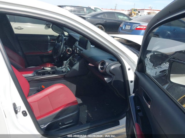 Lexus IS 300 2021 JTHAA1D29M5114461 Image 5