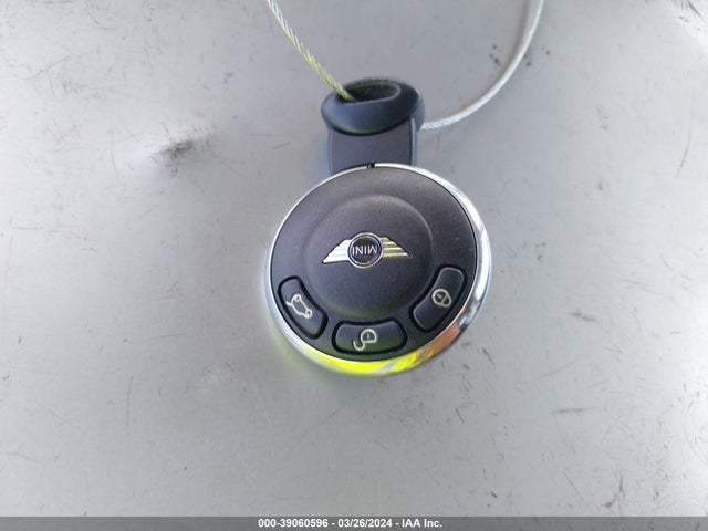 2012 MINI COOPER WMWSU3C51CT540284 Photo 10