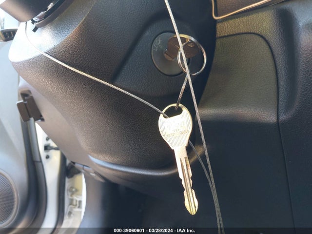 Nissan Versa 1.6 S+ 2016 3N1CN7AP8GL836853 Image 11