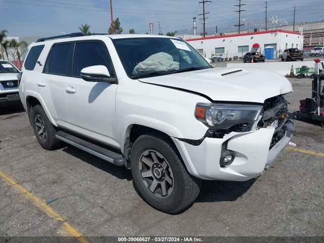 Toyota 4runner Trd Off Road Premium 2022 JTERU5JR1N6078406 головне зображення