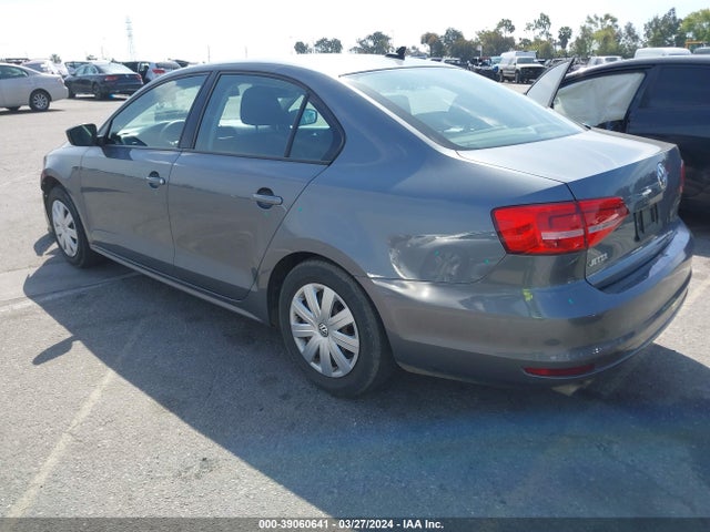 3VW2K7AJ0FM291430 Volkswagen Jetta 2.0l S