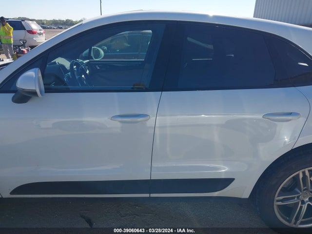 Porsche MACAN S 2018 WP1AB2A59JLB35836 Image 14