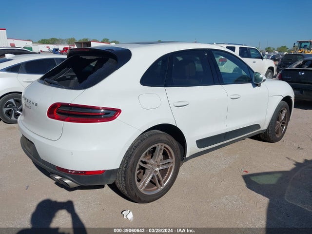 2018 PORSCHE MACAN WP1AB2A59JLB35836 Photo 3