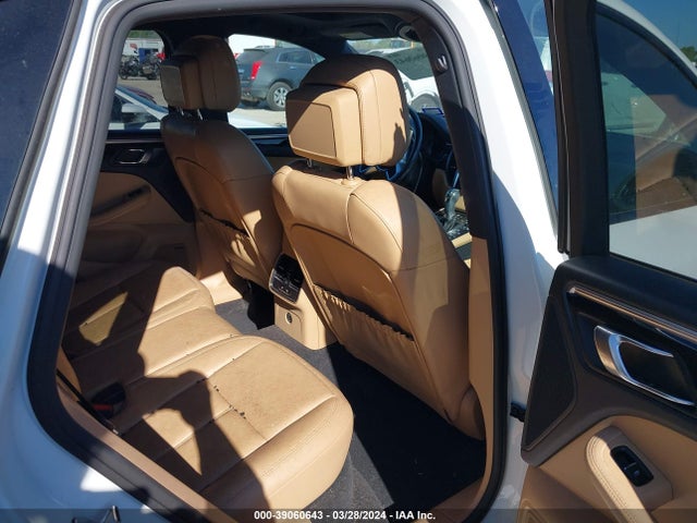 2018 PORSCHE MACAN WP1AB2A59JLB35836 Photo 7