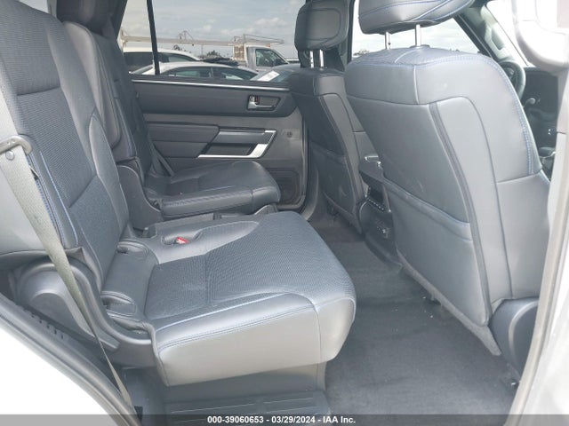 Toyota Sequoia Platinum 2023 7SVAAABA3PX004287 Image 8
