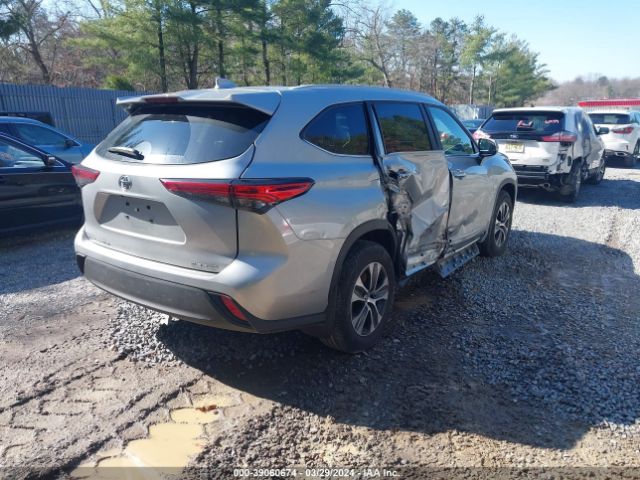5TDKDRBH3PS019735 Toyota Highlander Xle