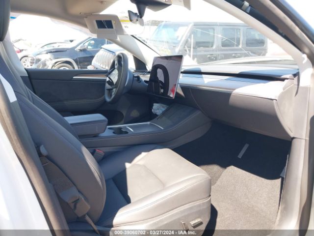 2023 TESLA MODEL Y 7SAYGDEE4PA108062 Photo 4