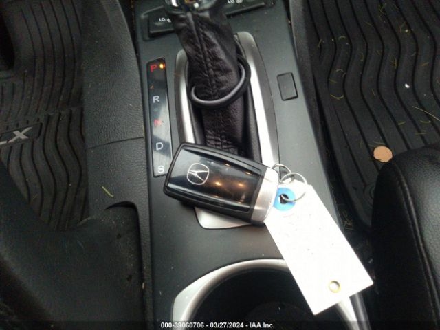 19UDE2F45JA004440 Acura Ilx Special Edition