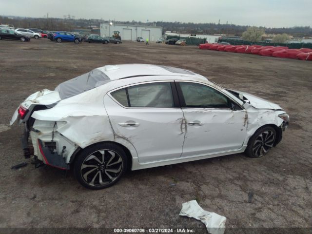 19UDE2F45JA004440 Acura Ilx Special Edition