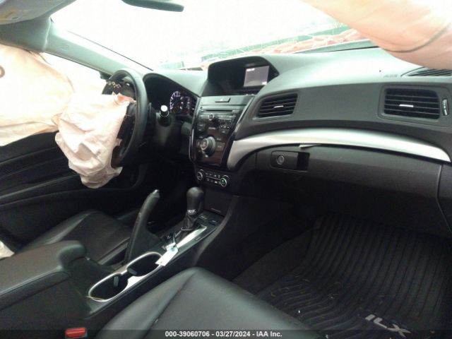 19UDE2F45JA004440 Acura Ilx Special Edition