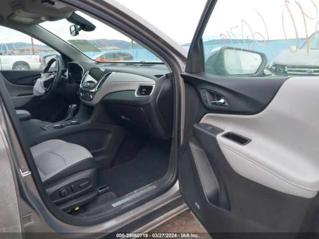 3GNAXXEVXKS566022 Chevrolet Equinox Premier
