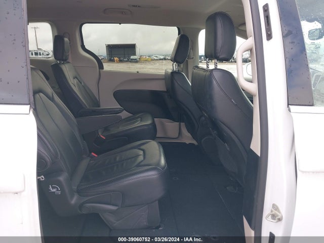 Chrysler Pacifica Touring L 2022 2C4RC1BG8NR170117 Image 8