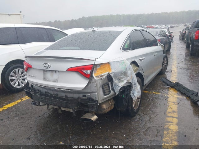 Hyundai SONATA SE 2017 5NPE24AF9HH450304 Image 4