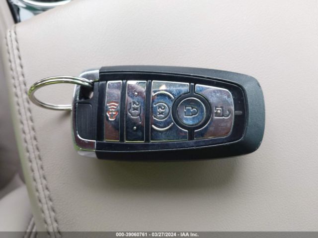 2LMPJ8J91MBL08256 Lincoln Nautilus Standard