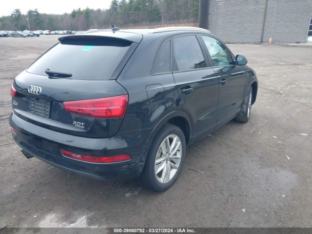 WA1ECCFS4HR003041 Audi Q3 2.0t Premium