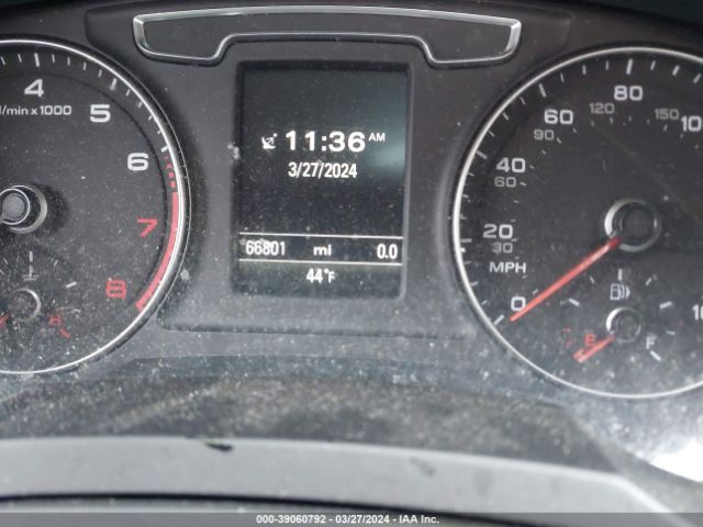 WA1ECCFS4HR003041 Audi Q3 2.0t Premium
