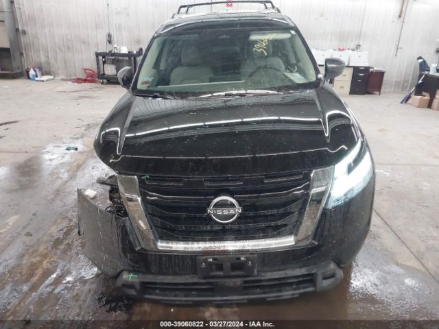 5N1DR3BD8NC205690 Nissan Pathfinder Sv 4wd