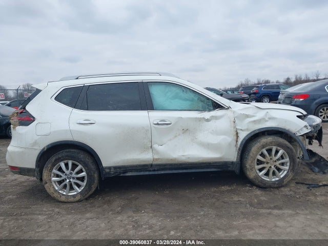 Nissan ROGUE SV 2019 5N1AT2MV8KC768769 Image 13