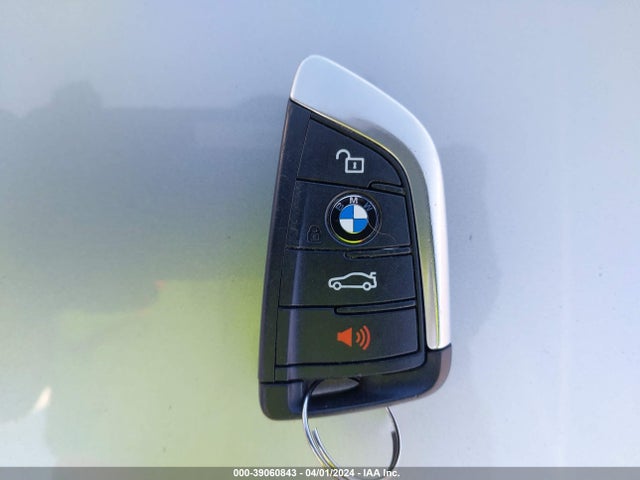5UXTR9C54JLD63823 BMW X3 Xdrive30i