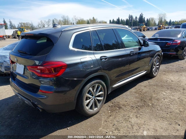 5UXTR9C54JLD63823 BMW X3 Xdrive30i