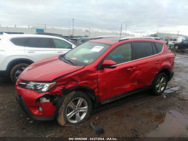 Toyota Rav4 Xle 2015 JTMRFREV0FJ046218 Image 2