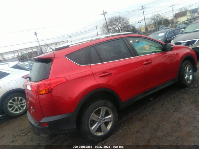 Toyota Rav4 Xle 2015 JTMRFREV0FJ046218 Image 4