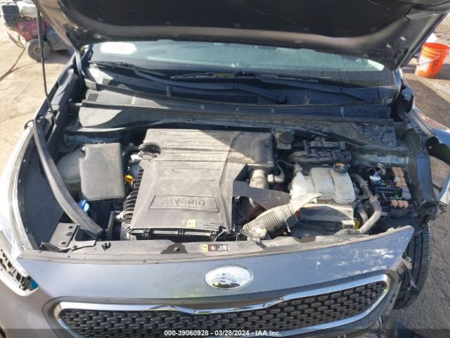 KNDCB3LC6J5123966 KIA NIRO LX
