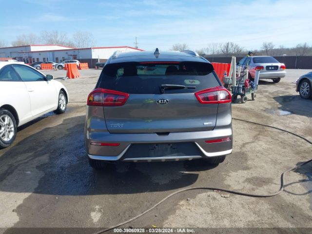 KNDCB3LC6J5123966 KIA NIRO LX