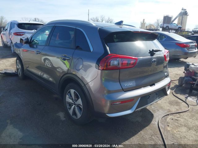 KNDCB3LC6J5123966 KIA NIRO LX