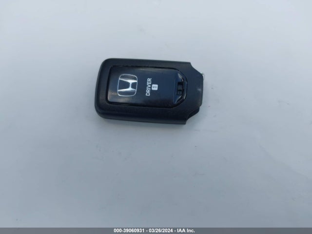 Honda Accord Touring 2018 1HGCV1F91JA128805 Image 11