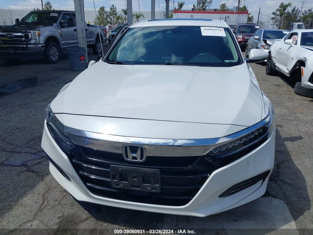 Honda Accord Touring 2018 1HGCV1F91JA128805 Image 12