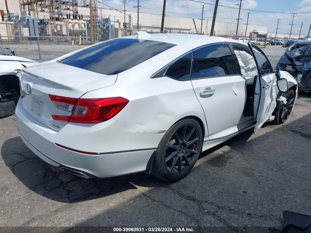 Honda Accord Touring 2018 1HGCV1F91JA128805 Image 4
