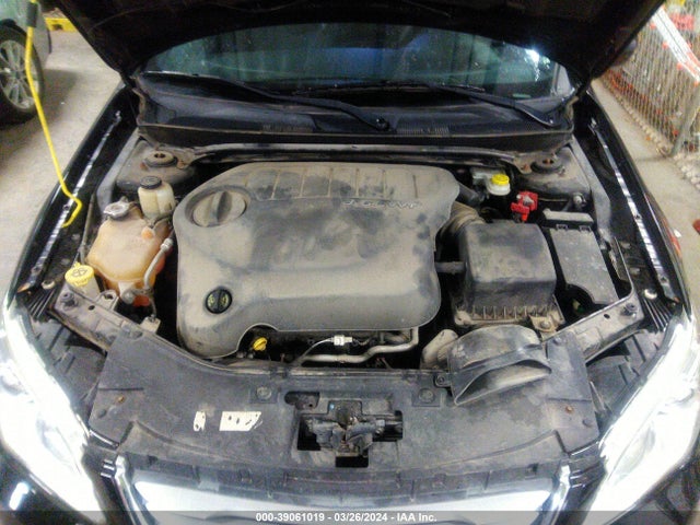 1C3CCBBG6EN183963 Chrysler 200 Touring