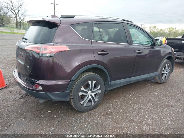 Toyota RAV4 LE 2017 2T3ZFREV6HW331266 Image 4