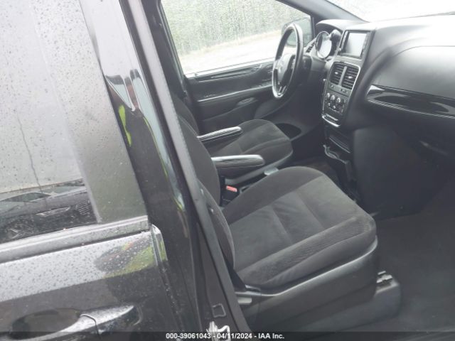 2C4RDGBG7JR200962 Dodge Grand Caravan Se Plus