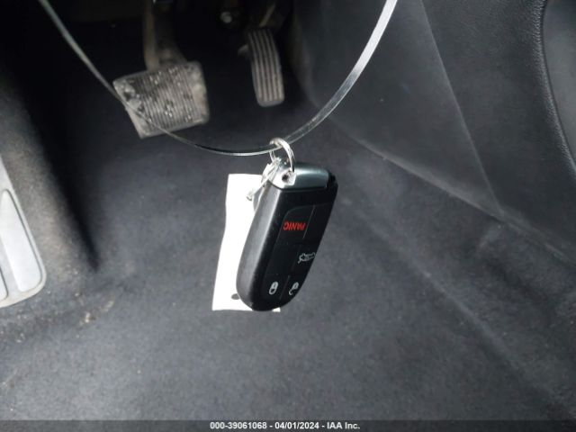1C3CCCBB8FN568839 Chrysler 200 S