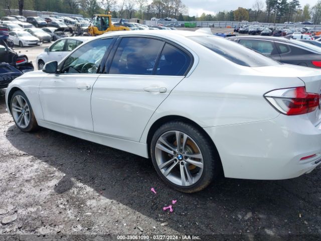 WBA8D9C56JEB35717 BMW 330i Xdrive
