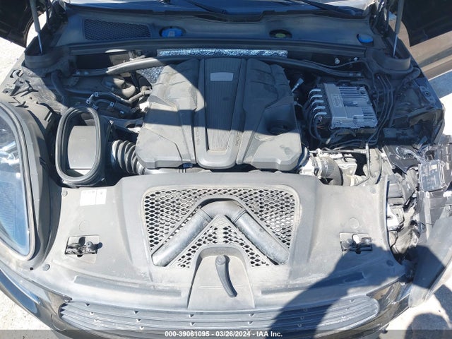 2019 PORSCHE MACAN WP1AB2A57KLB31429 Photo 9