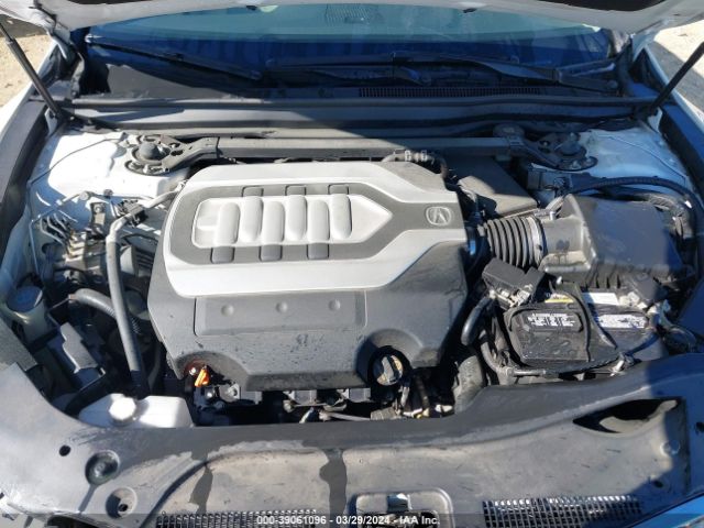 JH4KC1F5XEC006918 Acura RLX
