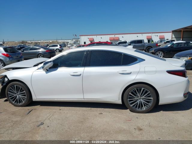 58ADA1C16PU029552 Lexus ES 300H