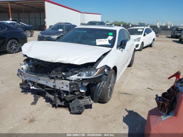 58ADA1C16PU029552 Lexus ES 300H