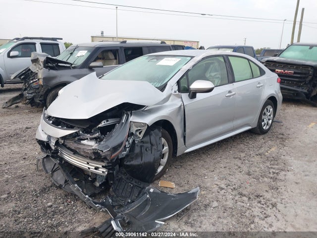 Toyota COROLLA LE 2023 JTDB4MEE8P3000202 Image 2