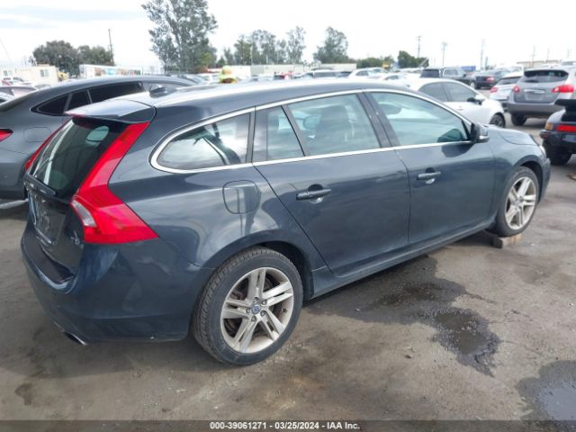YV140MEK3F1263633 Volvo V60 T5 Premier