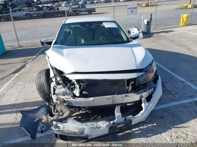 2HGFC2F69KH528029 Honda Civic Lx