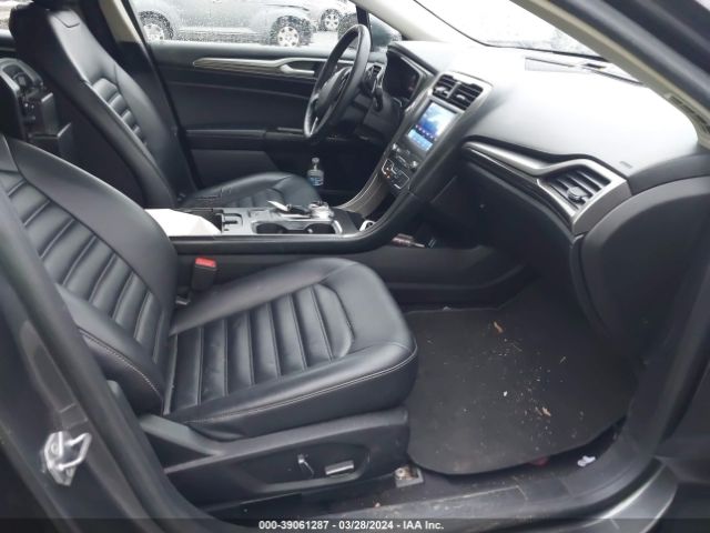 3FA6P0CD4KR270524 Ford FUSION SEL