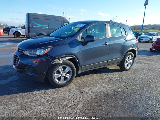 Chevrolet TRAX LS 2018 3GNCJNSB4JL193903 Image 2