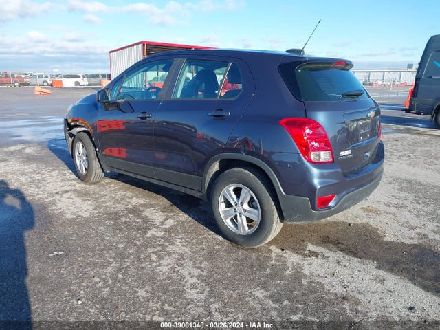 Chevrolet TRAX LS 2018 3GNCJNSB4JL193903 Image 3