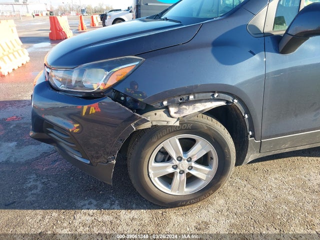 Chevrolet TRAX LS 2018 3GNCJNSB4JL193903 Image 6